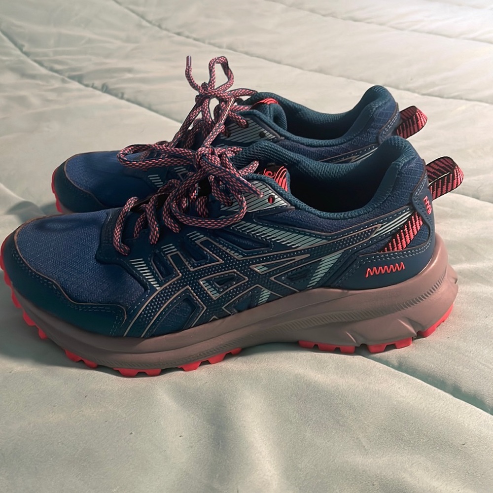 ASICS